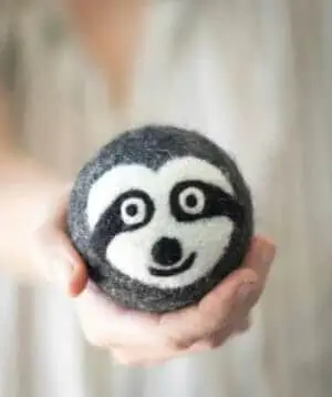 Eco & Fair Trade Laundry Dryer Balls (Sloths) – Friendsheep